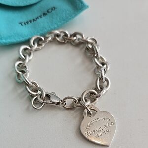 VTG 2005 Tiffany & Co. Please Return To Tiffany & Co Silver Heart Tag Bracelet
